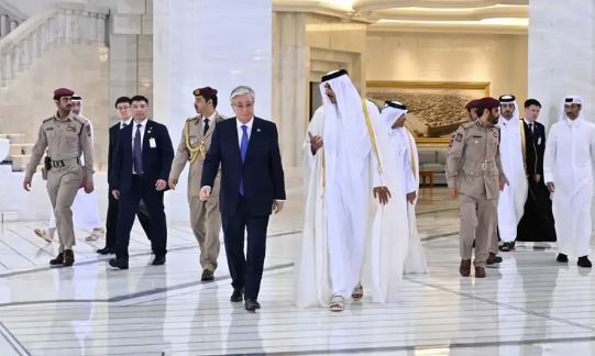 Мировая пресса обсуждает визит Токаева в Катар