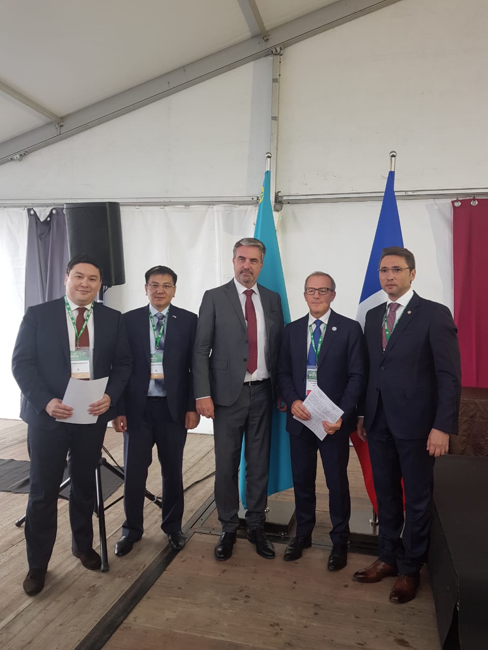 Kazakh Invest signed memorandums in agriculture at the agricultural forum in France