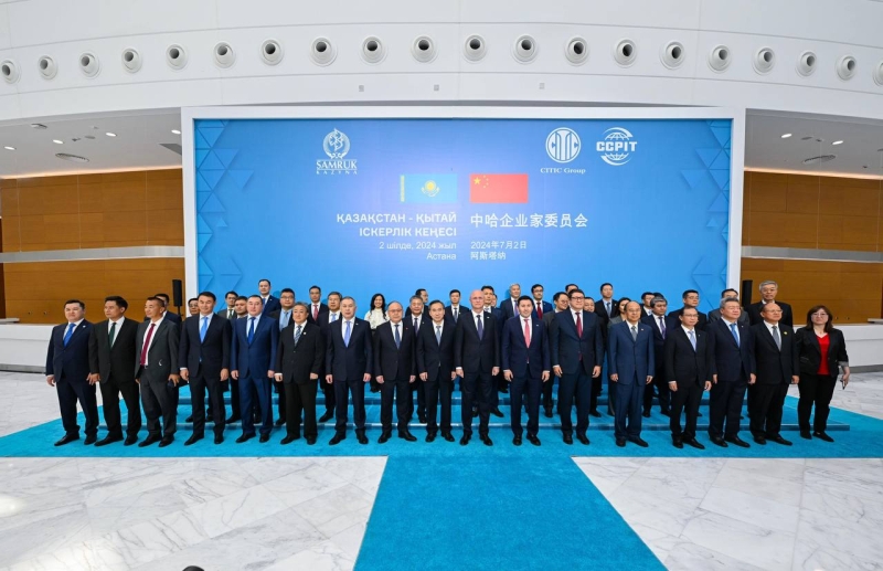 Kazakhstan and China Sign $3.7 Billion Worth of Documents