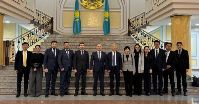 Сooperation between Kazakhstan and China in Industrialization and Investments Discussed in Astana