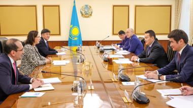Alikhan Smailov discusses new investment projects in Kazakhstan with World Bank Regional Director